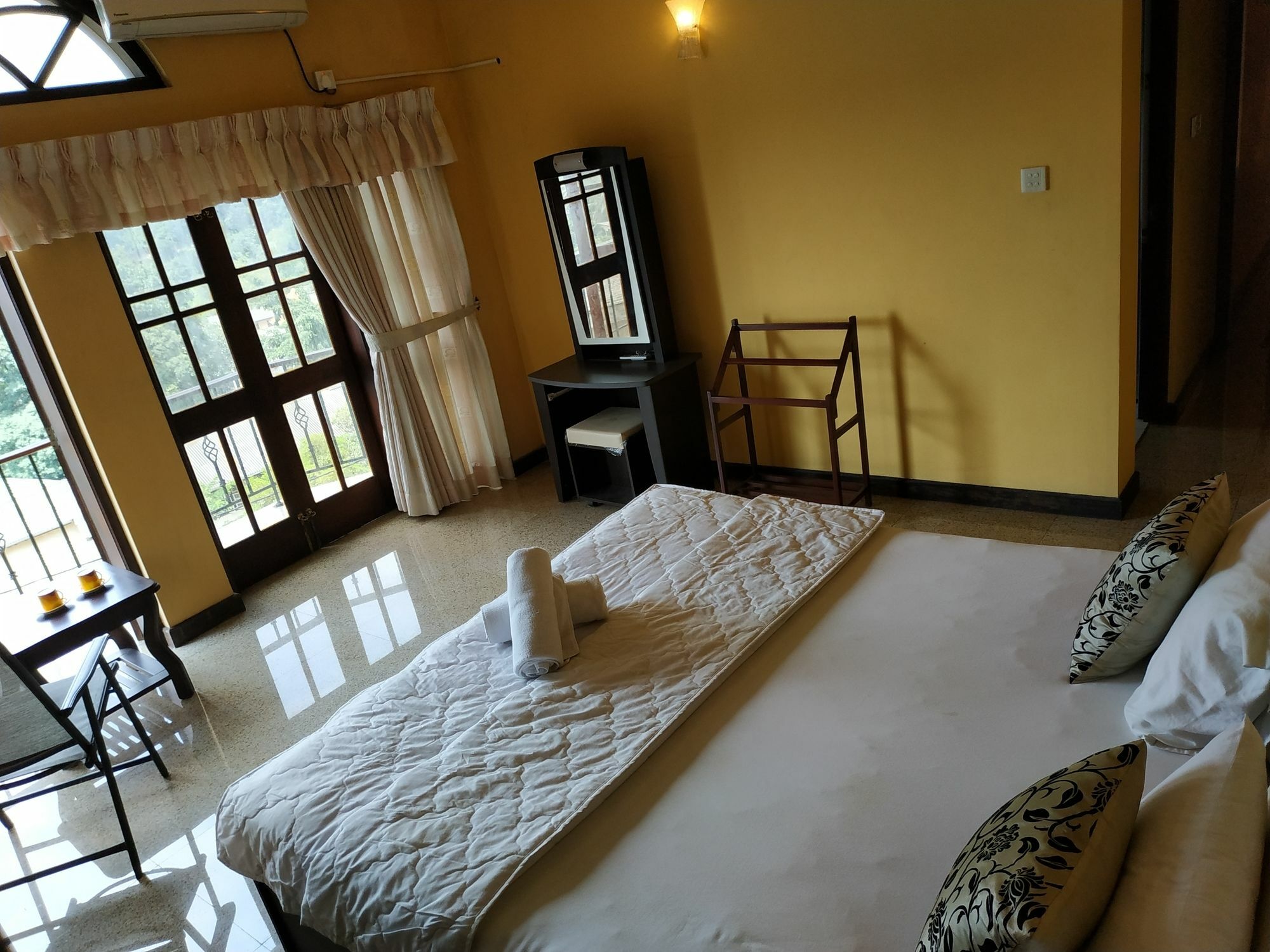 Breeze Villa Kandy Exterior photo